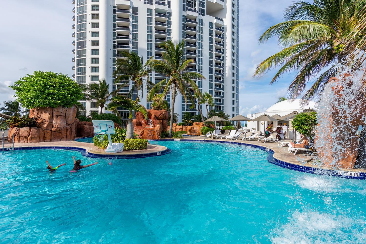 Trump Intl 2 Bedroom Apartment 1600 Sqf Ocean Front Miami Beach Exterior photo