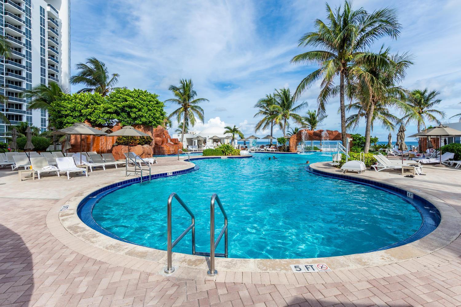 Trump Intl 2 Bedroom Apartment 1600 Sqf Ocean Front Miami Beach Exterior photo