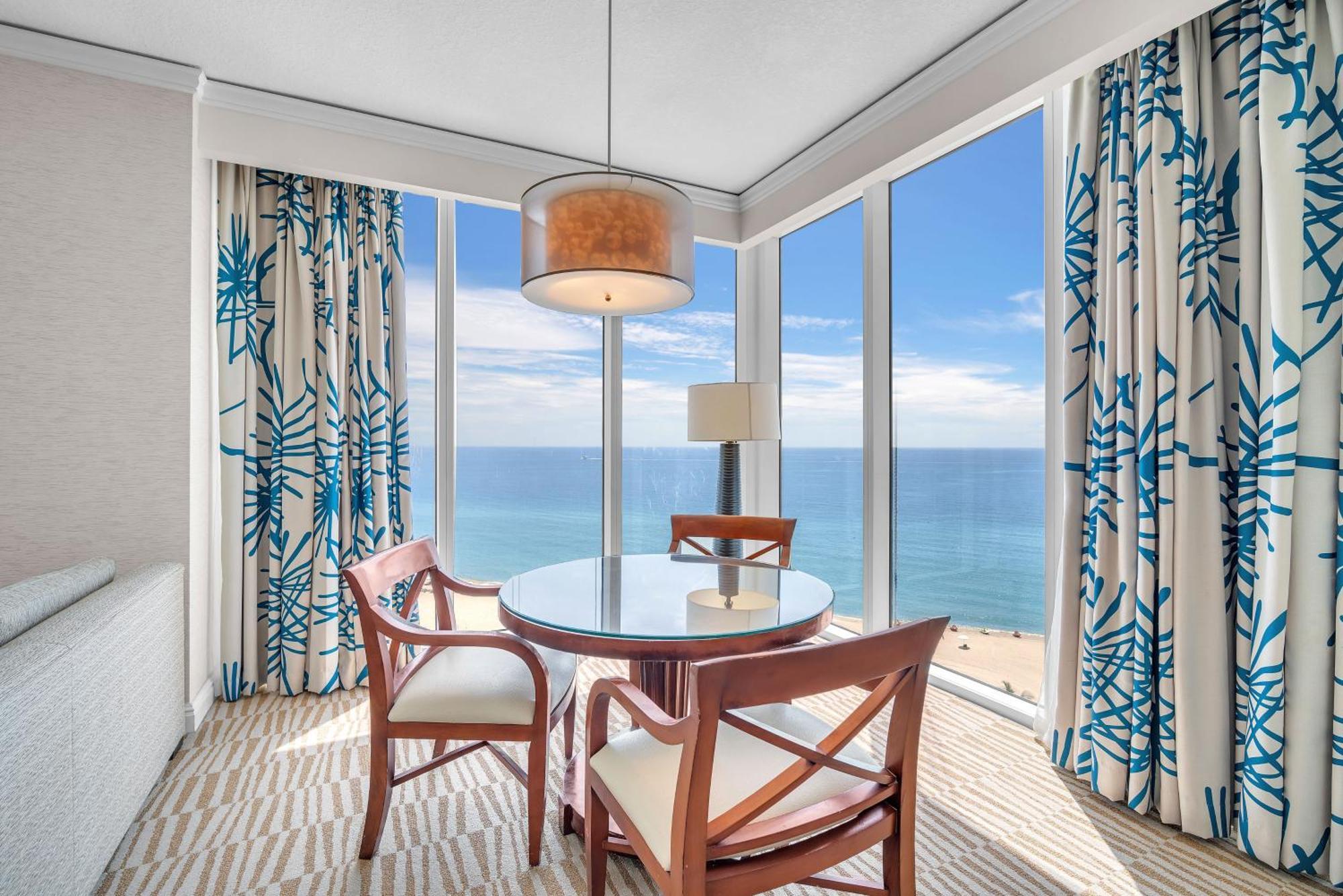 Trump Intl 2 Bedroom Apartment 1600 Sqf Ocean Front Miami Beach Exterior photo